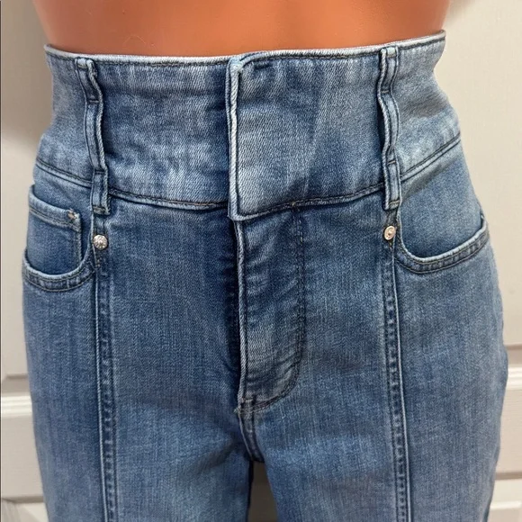 WHBM Extra High-Rise Trouser Everyday Soft Size 6 Medium Wash Blue EUC $120 KL - Picture 12 of 16